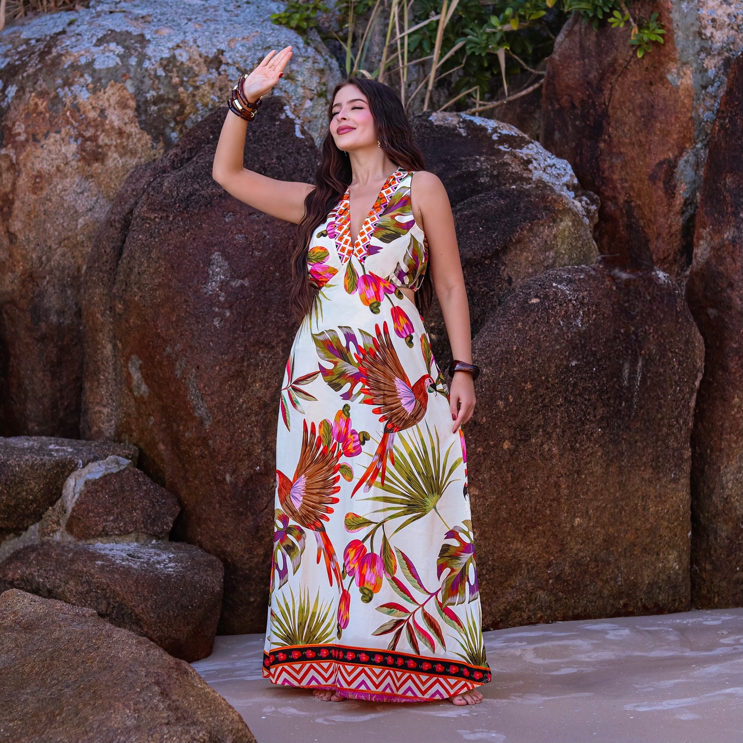 Vestido longo regata fenda Cairo Shine