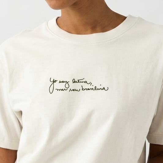 Camiseta Feminina Estilo Latina